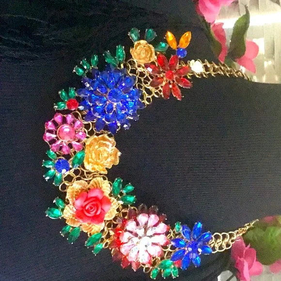 Floral Rhinestone Blue Red Pink Statement Necklace Flower Crystal Multicolor New - Picture 6 of 9